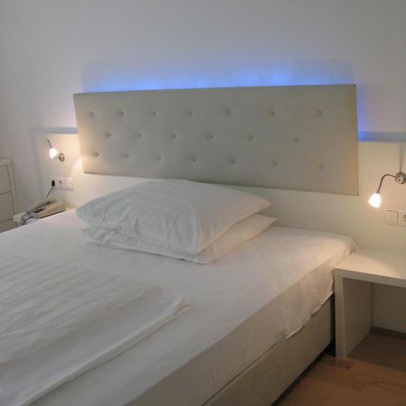 Dom Hotel Linz Ngoại thất bức ảnh