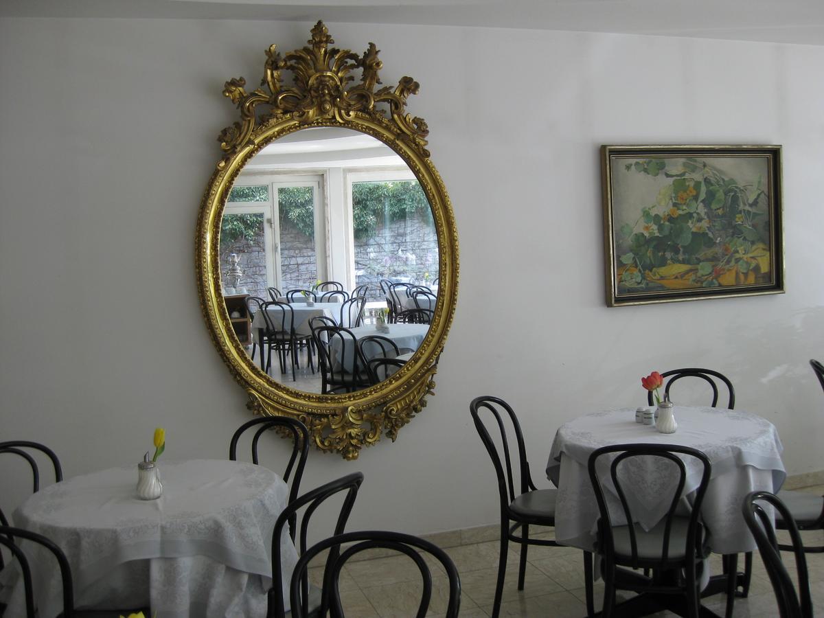 Dom Hotel Linz Ngoại thất bức ảnh