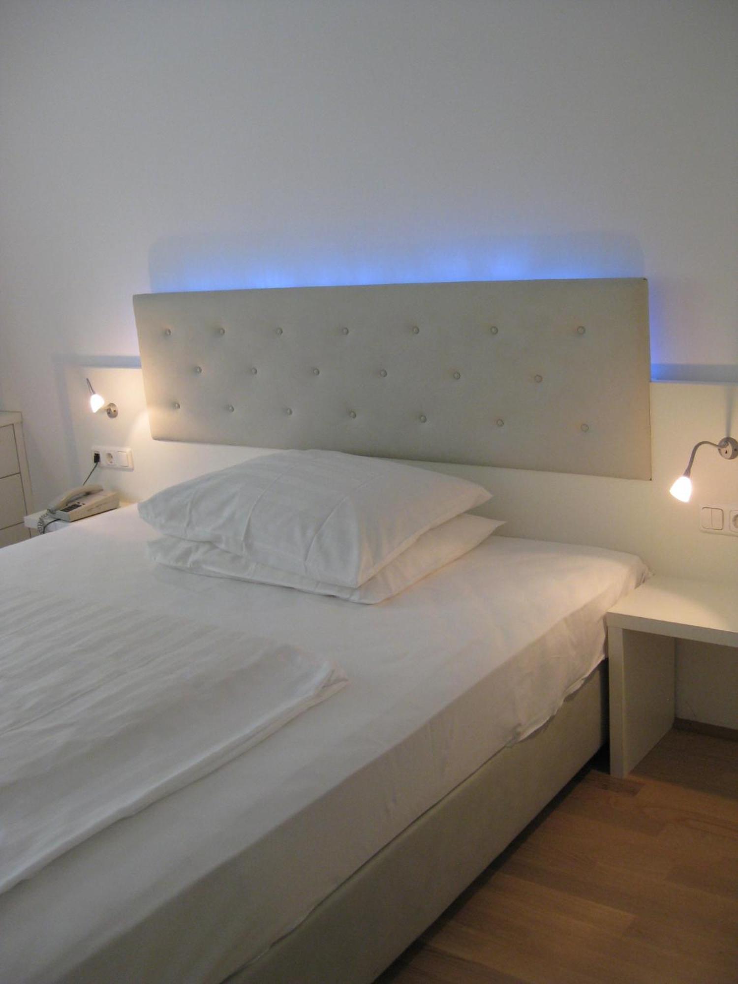 Dom Hotel Linz Ngoại thất bức ảnh