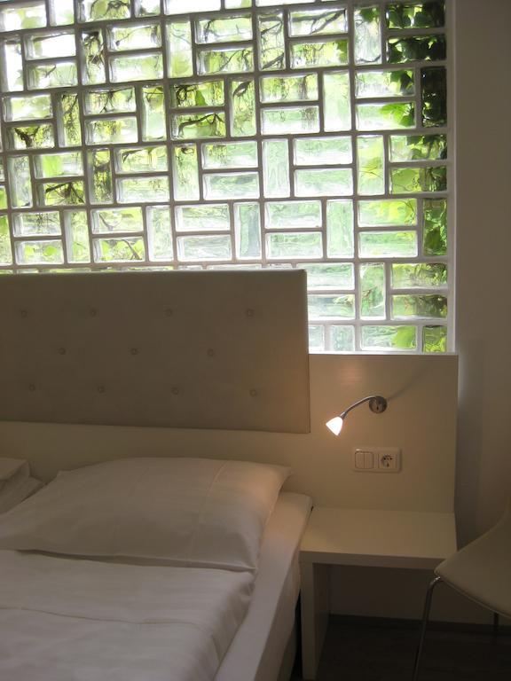 Dom Hotel Linz Ngoại thất bức ảnh